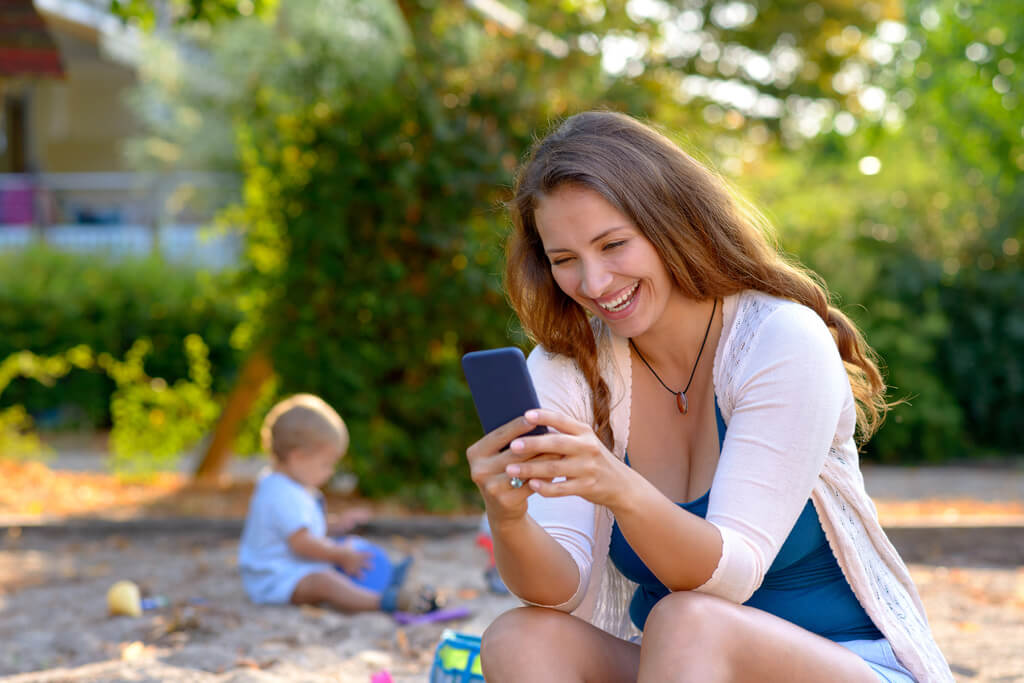 Lehet-e összefüggés a szülő mobiltelefon használata és a kisgyermek érzelmi/viselkedési problémái között?